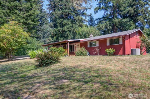 Photo of 3135 78th Avenue SE, Olympia, WA 98501 (MLS # 2566168)