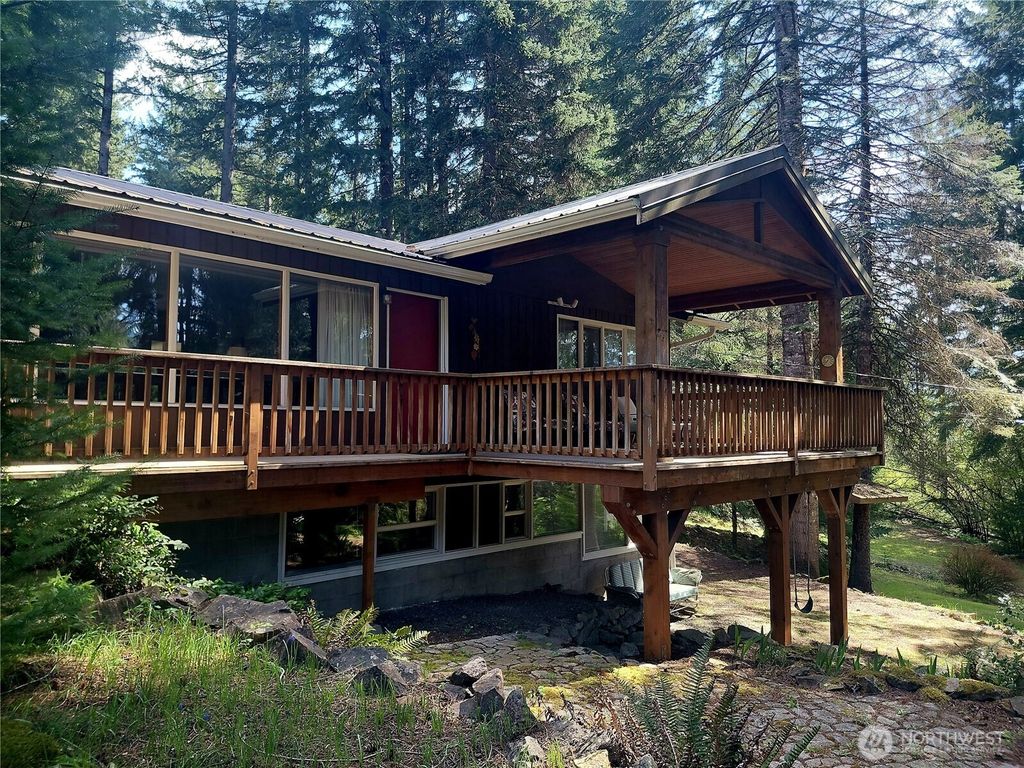 Photo of 109 Francis Street, Packwood, WA 98361 (MLS # 2517594)