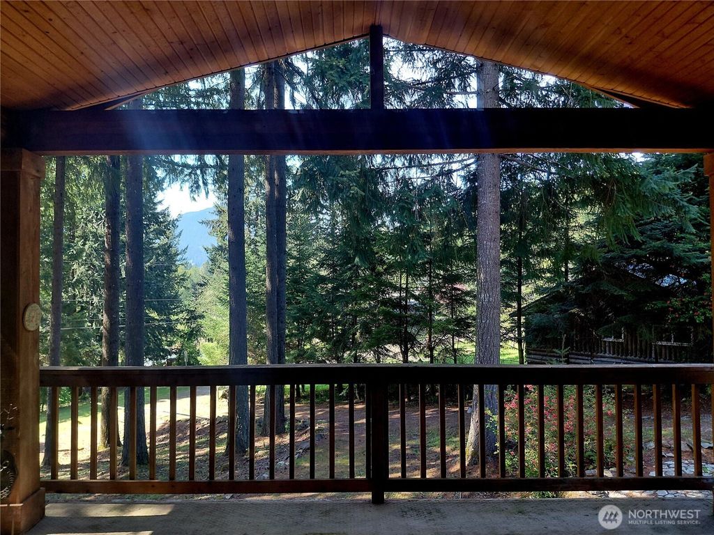 Photo of 109 Francis Street, Packwood, WA 98361 (MLS # 2517594)