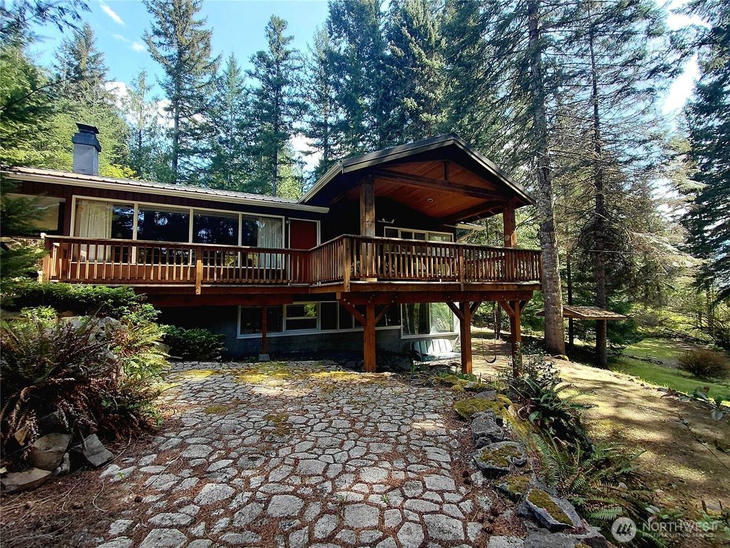 Photo of 109 Francis Street, Packwood, WA 98361 (MLS # 2517594)