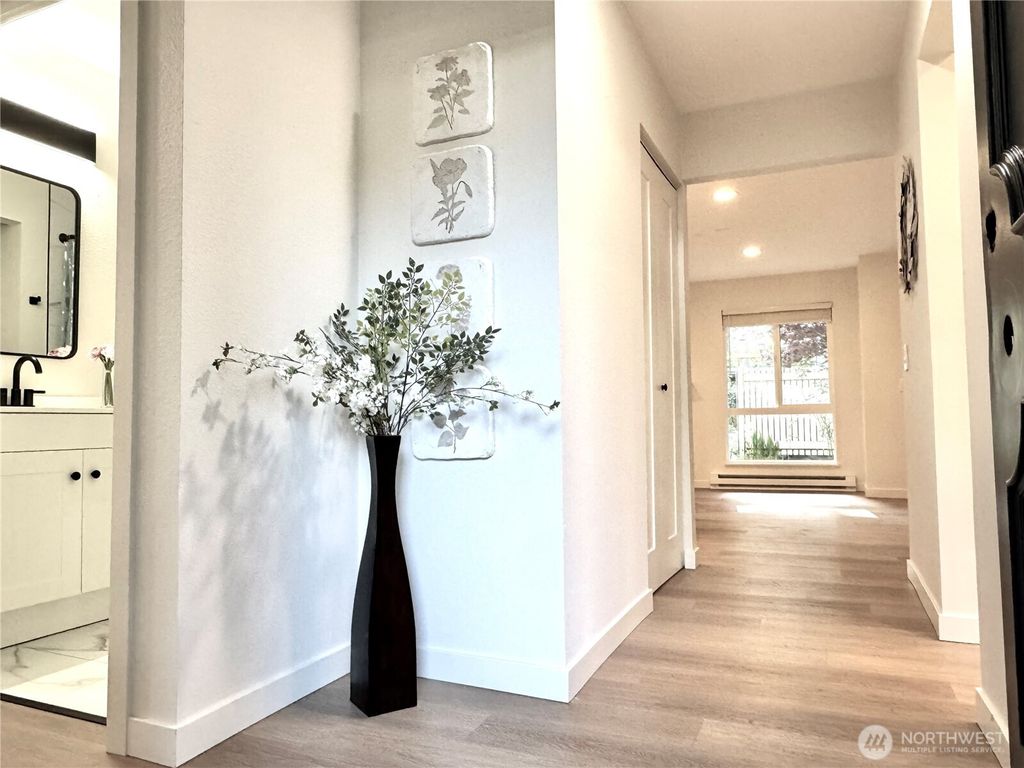 Photo of 10221 NE 16th Street #H5, Bellevue, WA 98004 (MLS # 2404512)