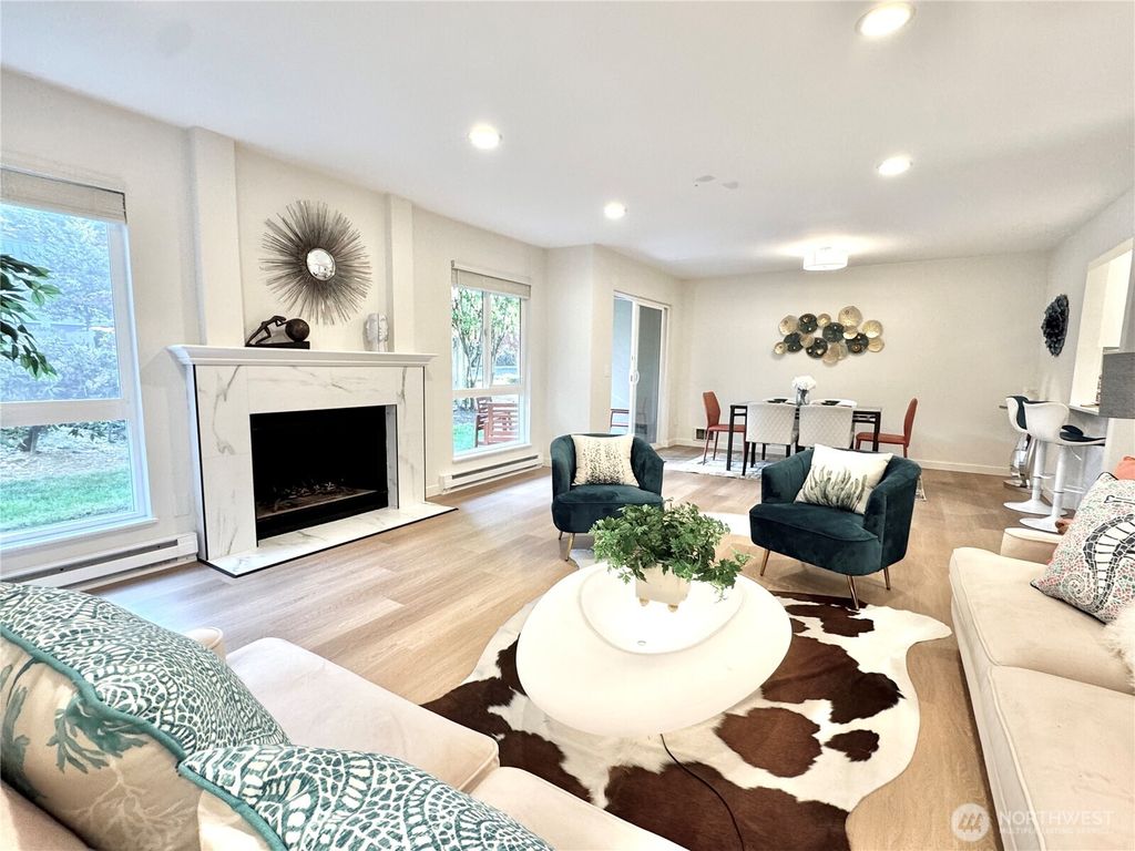 Photo of 10221 NE 16th Street #H5, Bellevue, WA 98004 (MLS # 2404512)