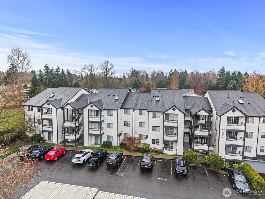 Photo of 10824 SE 170th Street #B103, Renton, WA 98055 (MLS # 2491706)