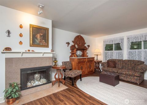 300 130th Street 4104 Seattle WA 98133