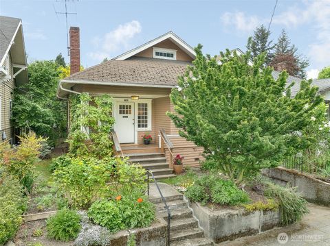 Photo of 4651 1st Avenue NE, Seattle, WA 98105 (MLS # 2530945)