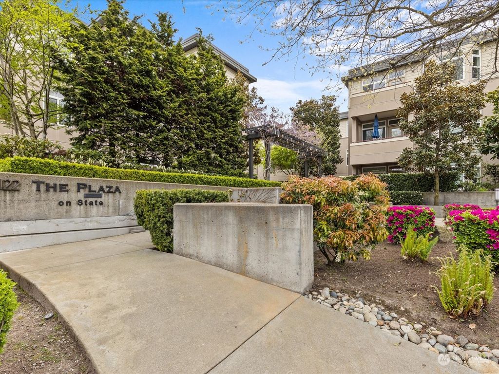 Photo of 122 State Street S #308, Kirkland, WA 98033 (MLS # 2061847)