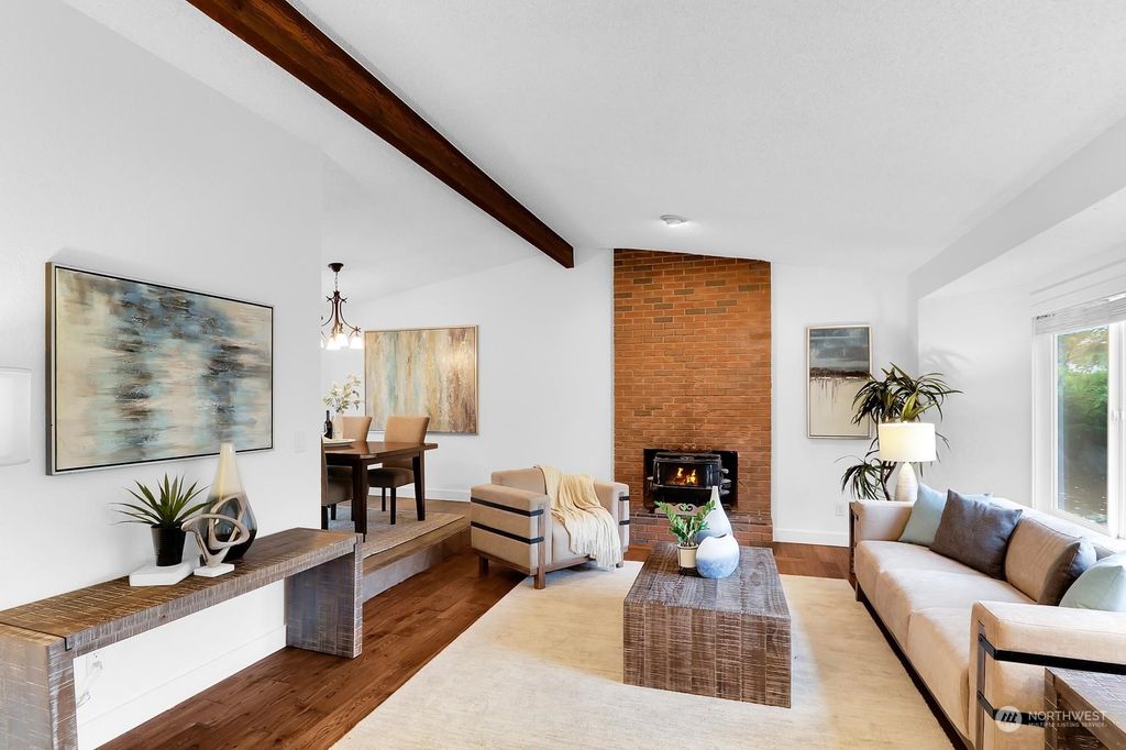 Photo of 6621 180th Street SW, Lynnwood, WA 98037 (MLS # 2175045)