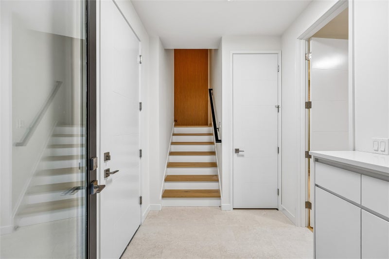 19219 77th Court NE 103