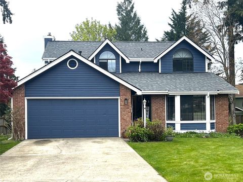 Photo of 1203 25th Avenue SE, Puyallup, WA 98374 (MLS # 2502145)