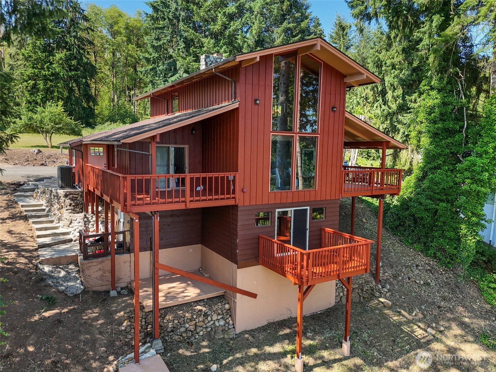 132 Lake Terrace Drive