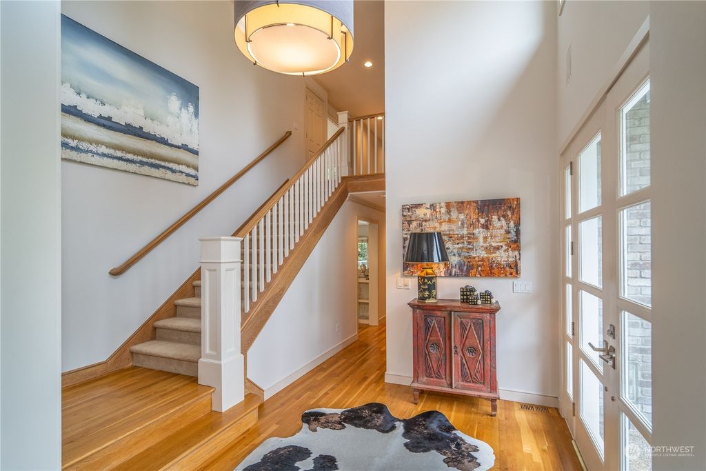 Photo of 6049 167th Avenue SE, Bellevue, WA 98006 (MLS # 2002996)