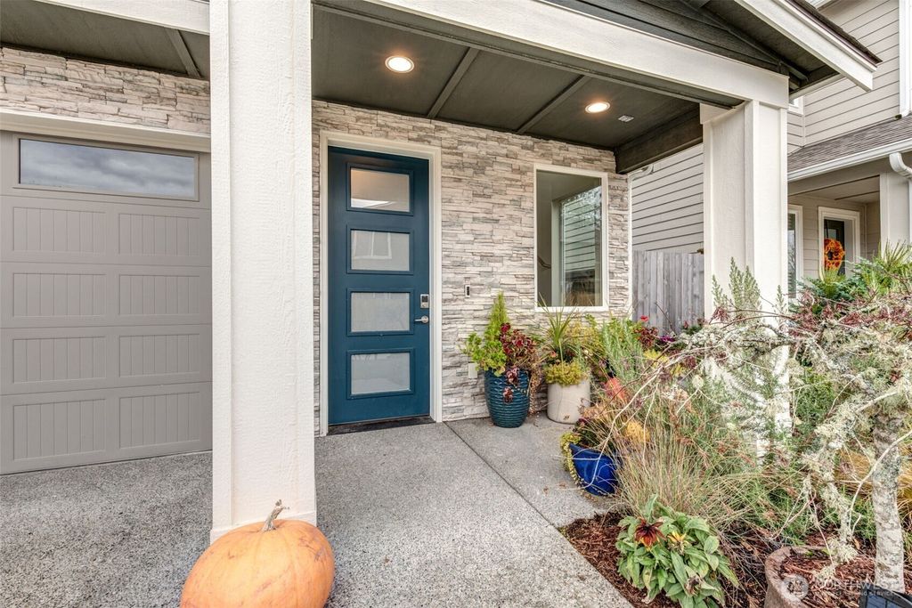 Photo of 2453 168th Place NE, Marysville, WA 98271 (MLS # 2453863)