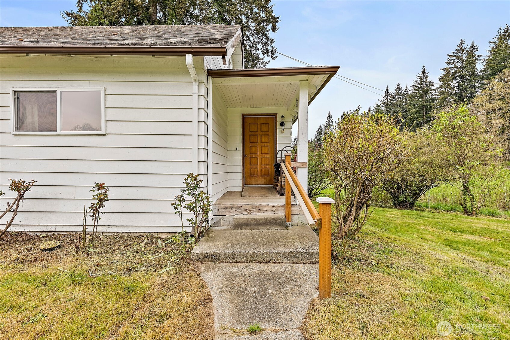 12106 County Line Road E