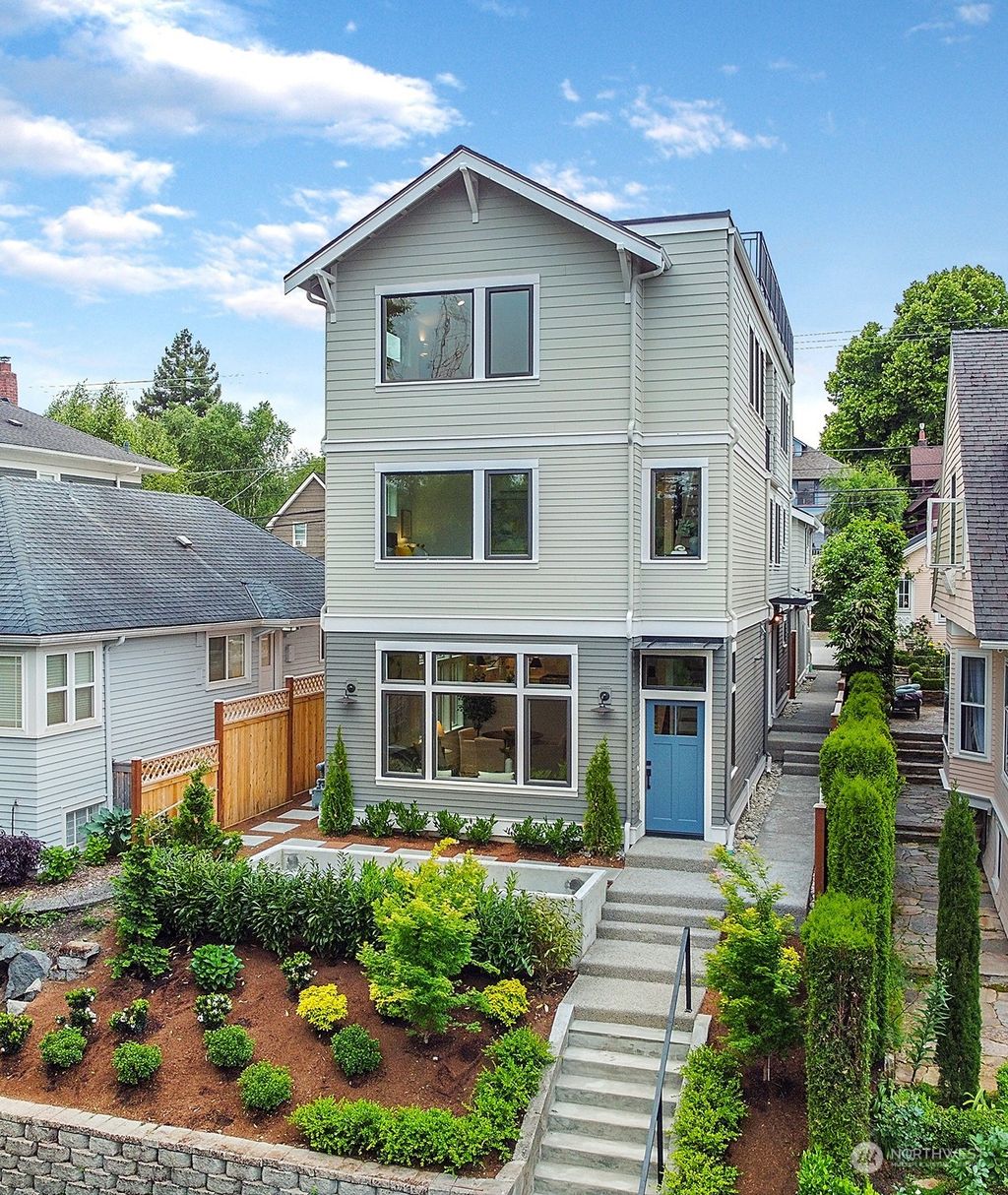 Photo of 1617 3rd Avenue W, Seattle, WA 98119 (MLS # 2127041)