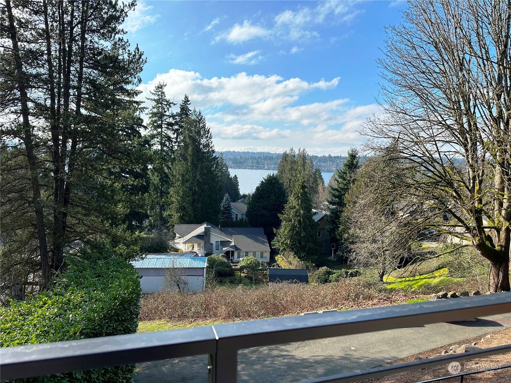 Photo of 6430 NE 129th Street, Kirkland, WA 98034 (MLS # 2197929)