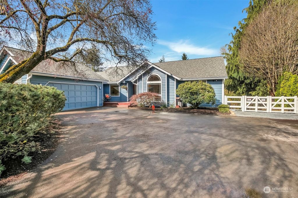 Photo of 9501 150th Street SE, Snohomish, WA 98296 (MLS # 2217101)