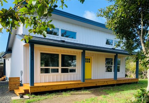 652 Olallie Circle SE Ocean Shores WA 98569