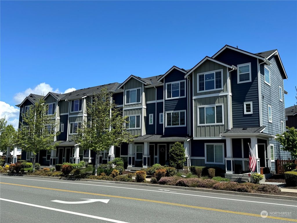 Photo of 3306 31st Drive, Everett, WA 98201 (MLS # 2240176)