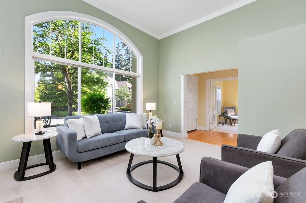 Photo of 6638 127th Place SE, Bellevue, WA 98006 (MLS # 2246480)