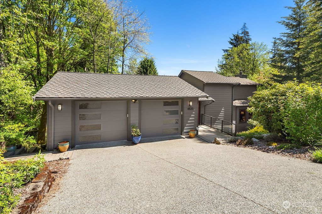 Photo of 4820 157th Avenue SE, Bellevue, WA 98006 (MLS # 2236523)