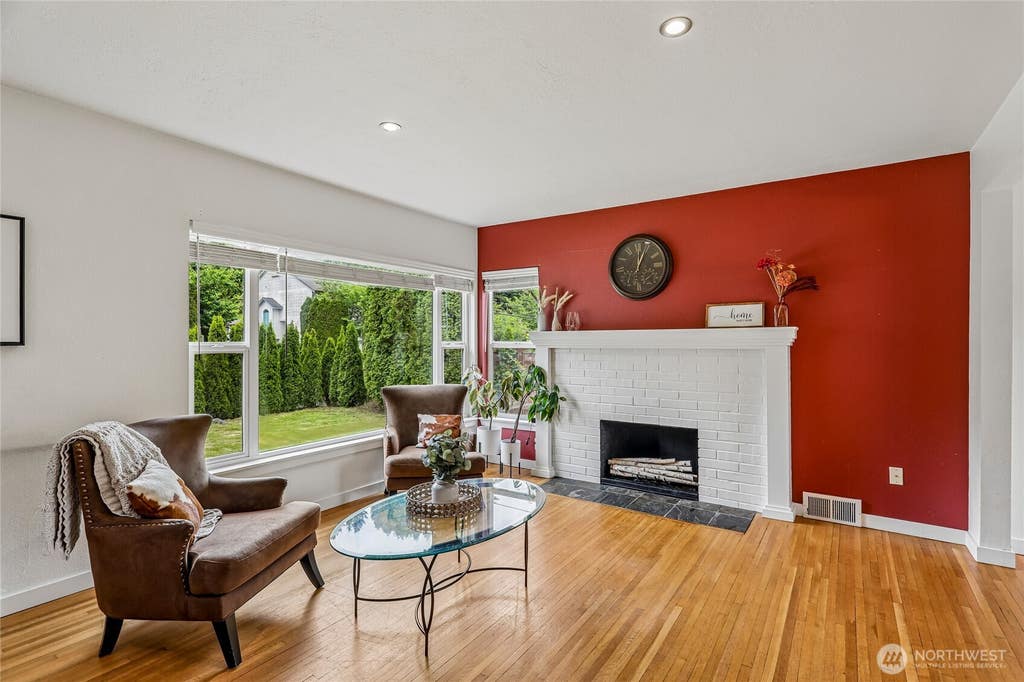 Photo of 16208 48th Avenue W, Edmonds, WA 98026 (MLS # 2537685)