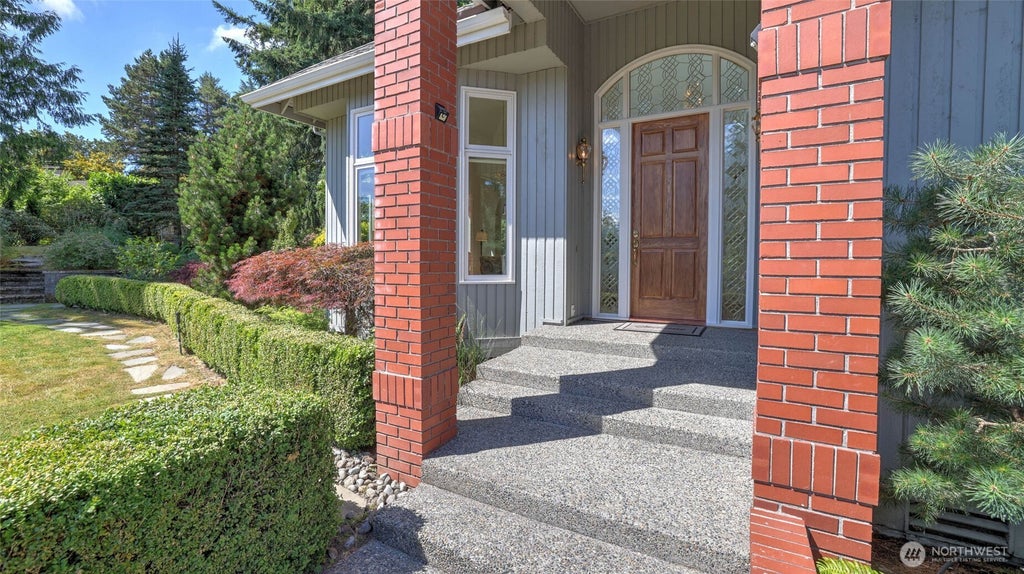Photo of 6163 93rd Avenue SE, Mercer Island, WA 98040 (MLS # 2543572)