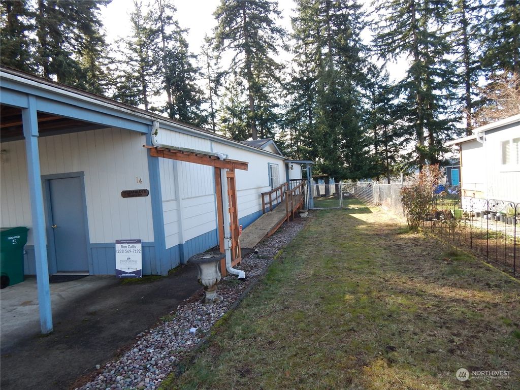Photo of 3501 Auburn Way S # 14, Auburn, WA 98092 (MLS # 2043618)