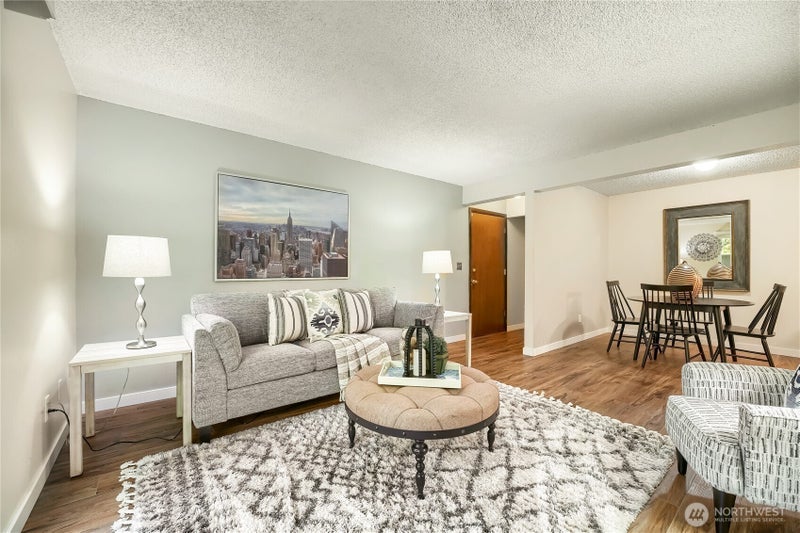 1505 N Visscher Street P106