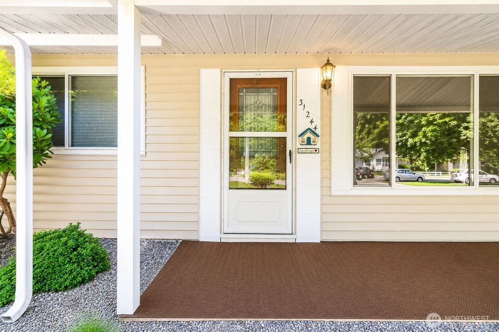 Photo of 31244 9th Avenue S, Federal Way, WA 98003 (MLS # 2551337)