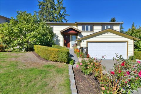 Photo of 23116 80th Place W, Edmonds, WA 98026 (MLS # 2445919)