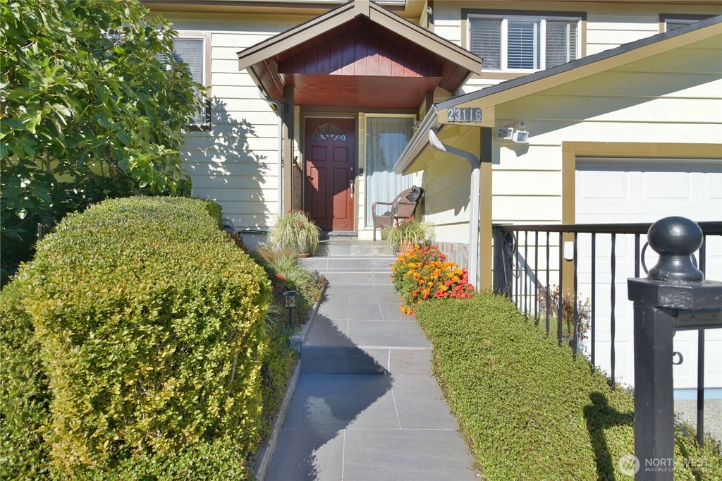 Photo of 23116 80th Place W, Edmonds, WA 98026 (MLS # 2445919)