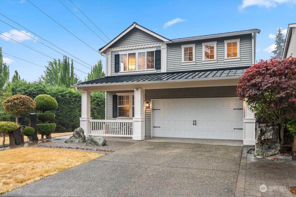 Photo of 9223 NE 174th Place, Bothell, WA 98011 (MLS # 2143675)