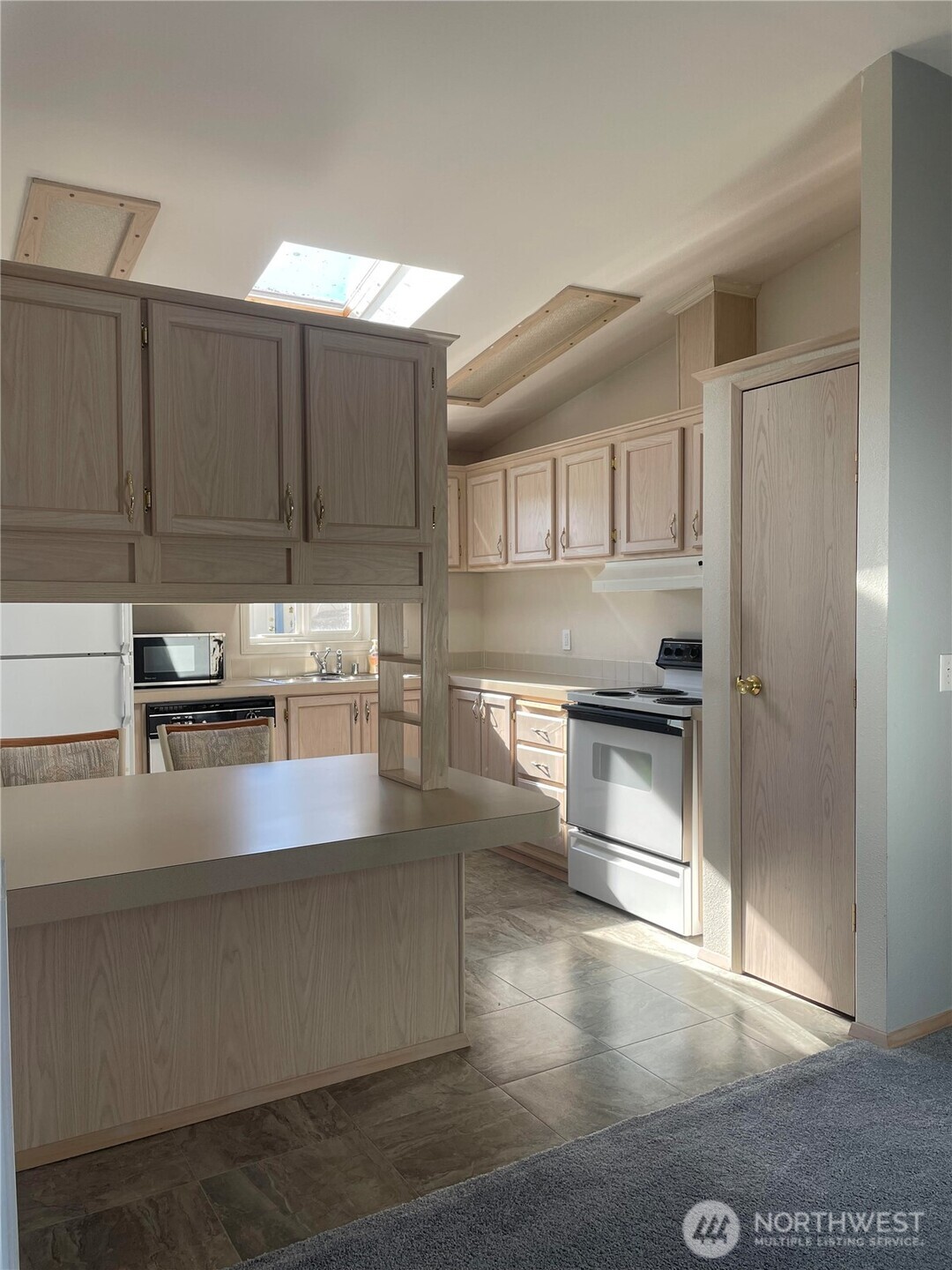 2610 E Section Street 16