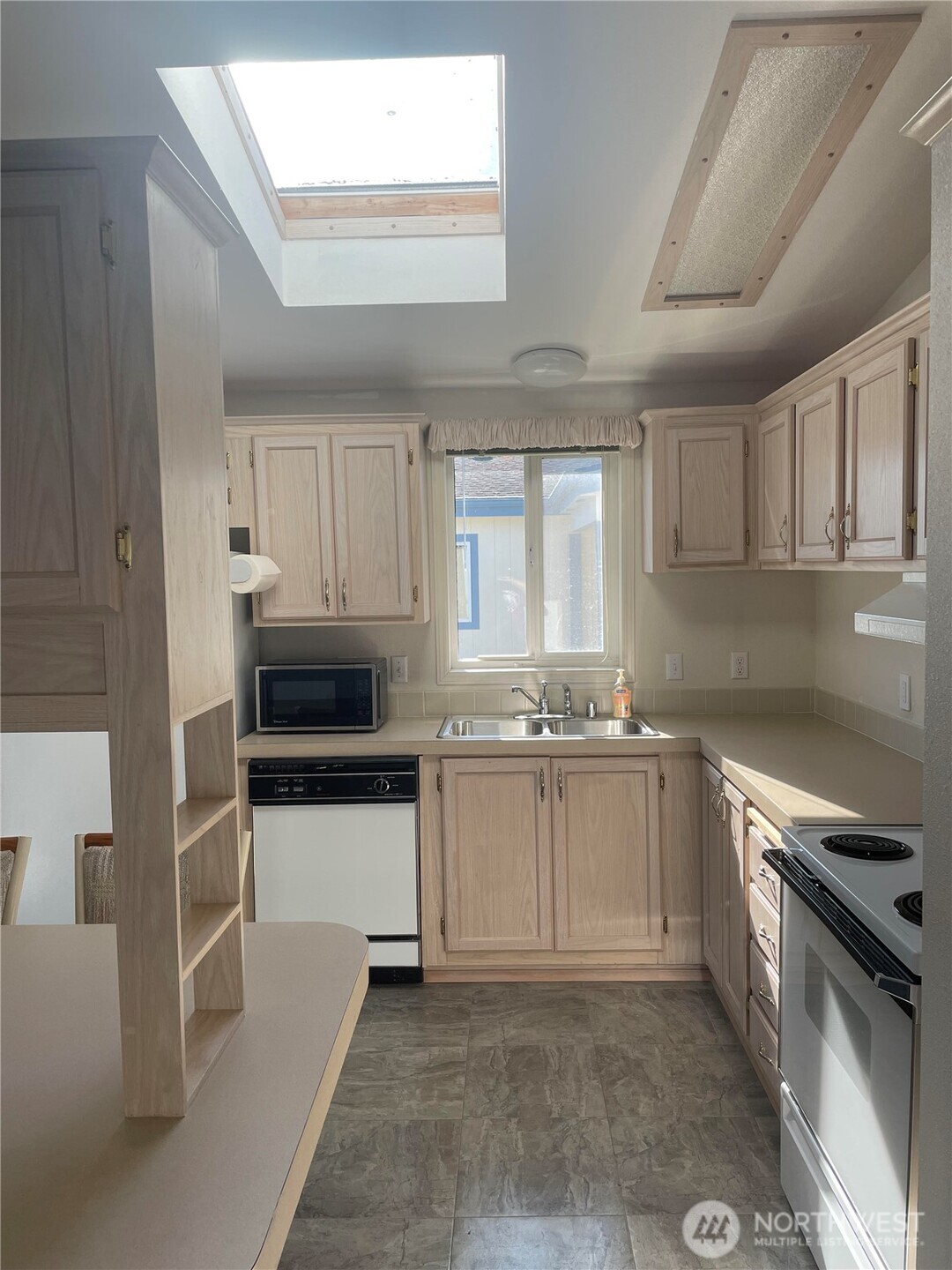 2610 E Section Street 16