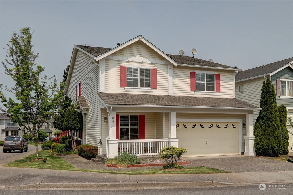 Photo of 225 Glennwood Avenue SE, Renton, WA 98056 (MLS # 2070276)