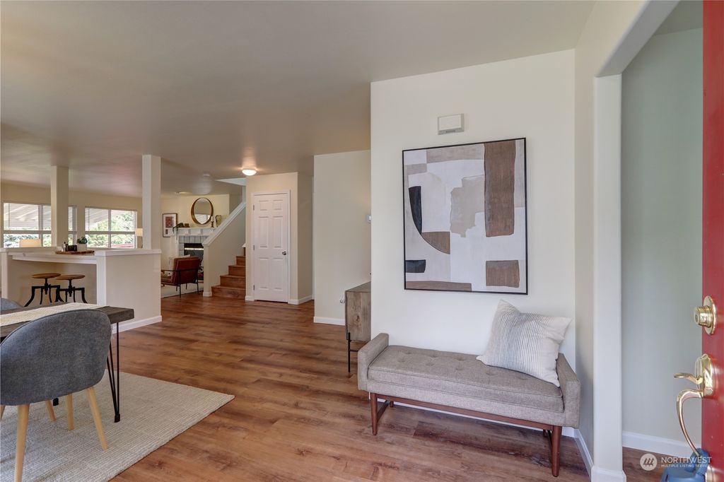 Photo of 225 Glennwood Avenue SE, Renton, WA 98056 (MLS # 2070276)