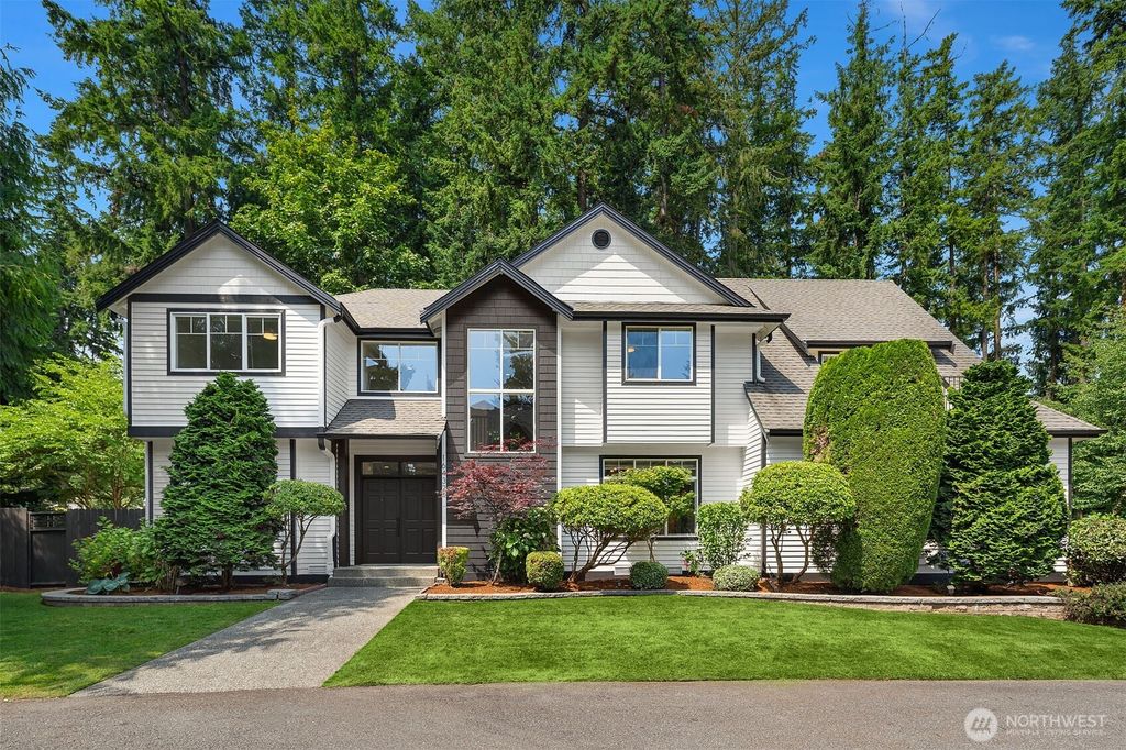 Photo of 16432 SE 24th Street, Bellevue, WA 98008 (MLS # 2397550)