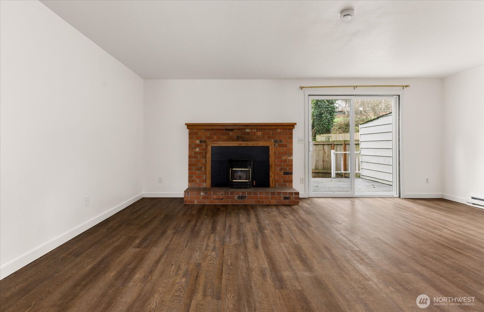 1282 NW Lanyard Loop 2