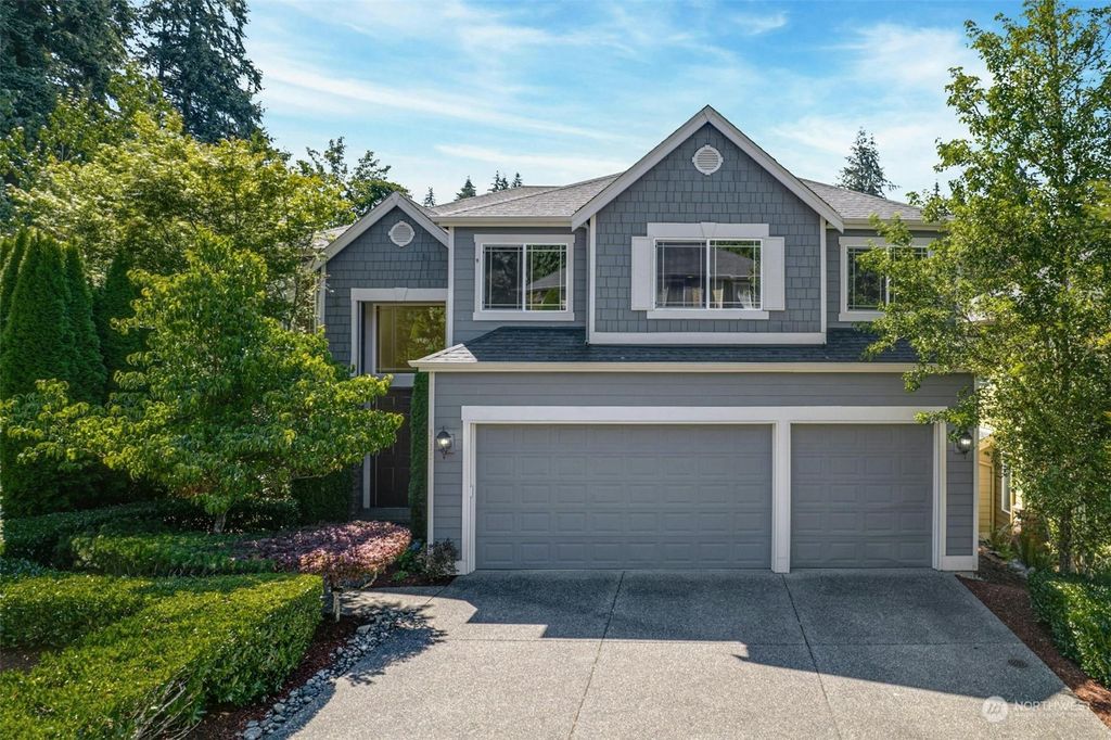 Photo of 3135 222nd Court SE, Sammamish, WA 98075 (MLS # 2266511)