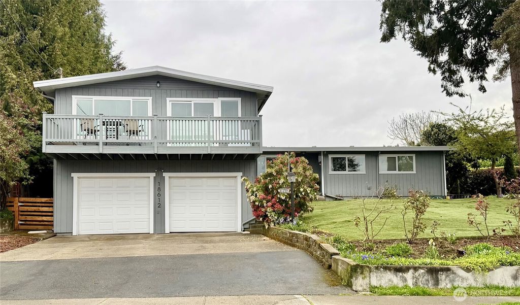 Photo of 18612 4th Avenue SW, Normandy Park, WA 98166 (MLS # 2508616)