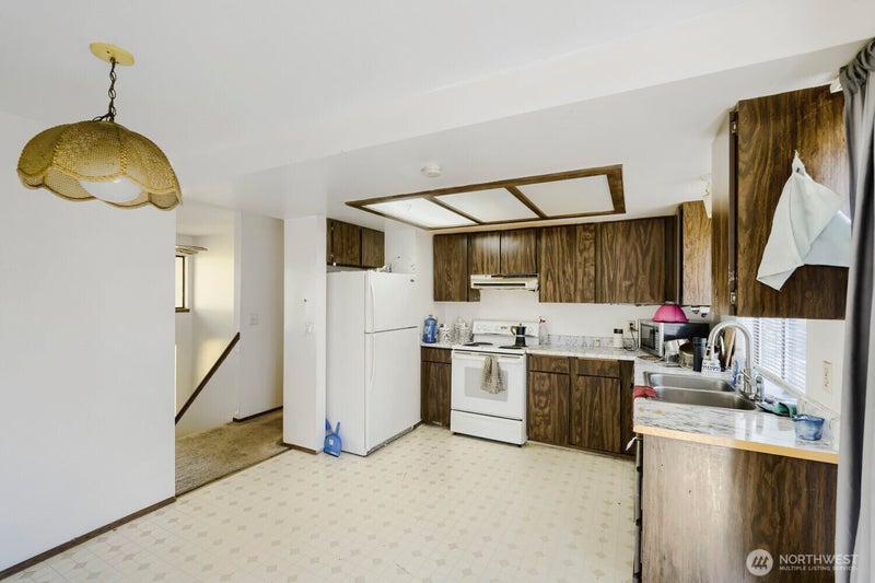 8046 S 116th Street