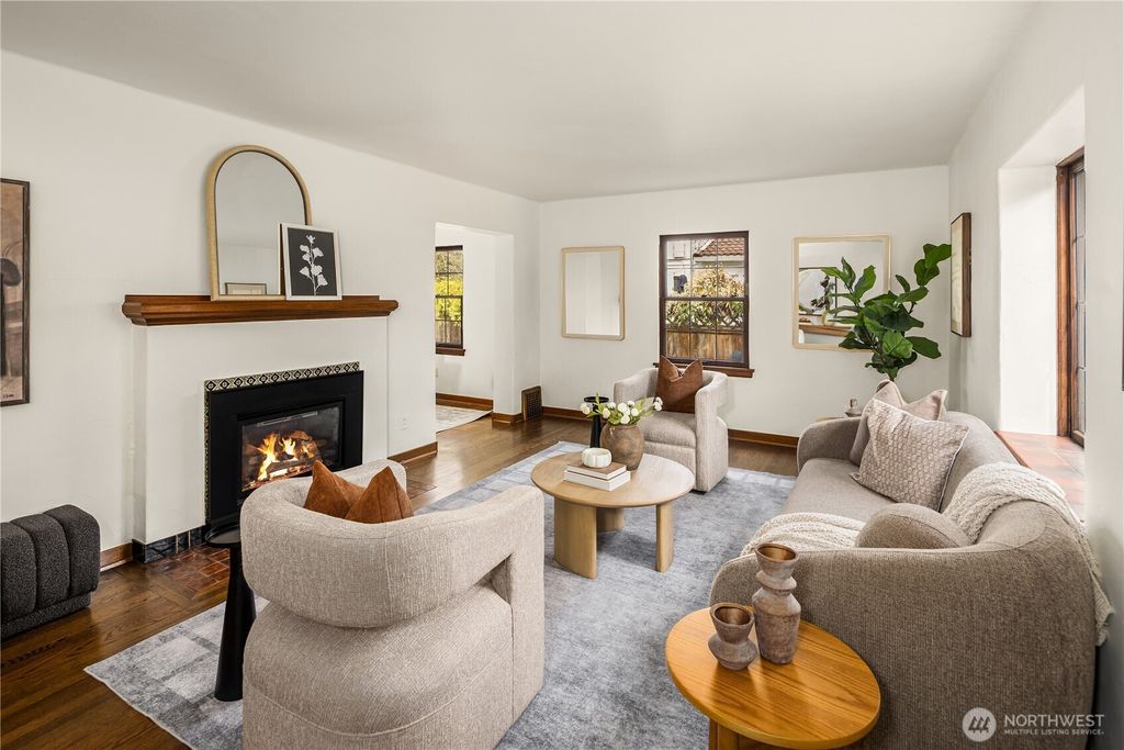 Photo of 2459 24th Avenue E, Seattle, WA 98112 (MLS # 2496105)