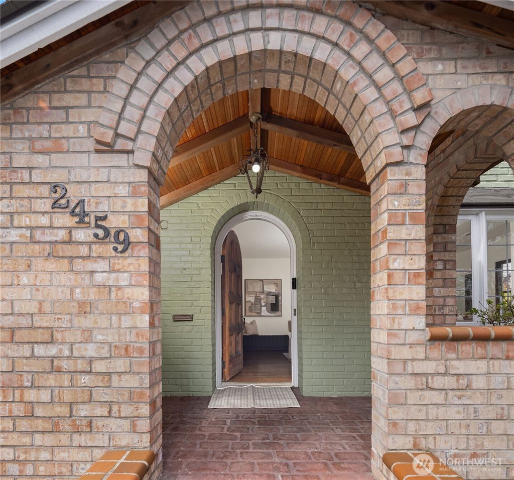 Photo of 2459 24th Avenue E, Seattle, WA 98112 (MLS # 2496105)