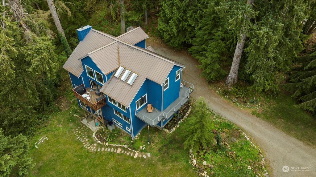 Photo of 8515 316th Place SE, Preston, WA 98050 (MLS # 2062001)
