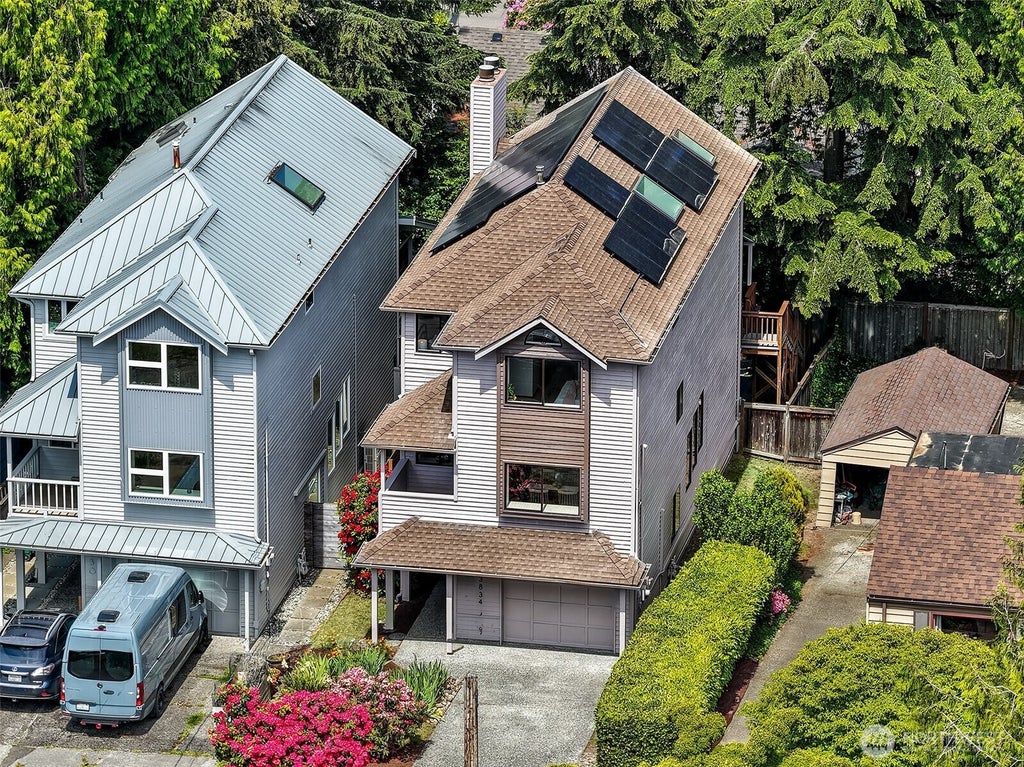 Photo of 3834 NE 86th Street, Seattle, WA 98115 (MLS # 2562321)