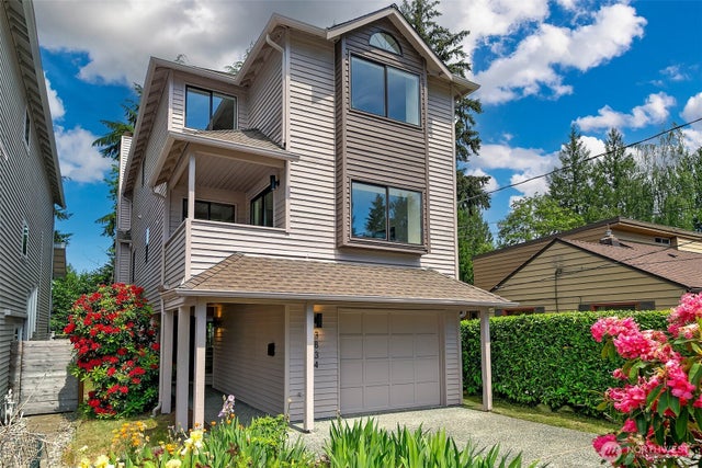 3834 NE 86th Street, Seattle