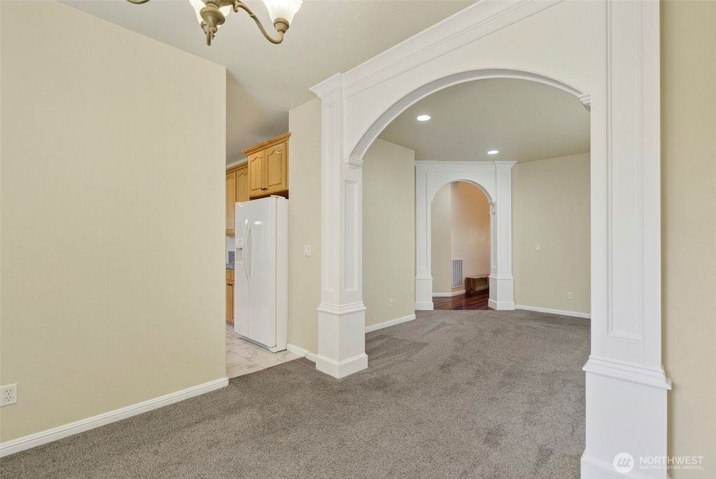 Photo of 16715 NE 5th Street, Vancouver, WA 98684 (MLS # 2465585)