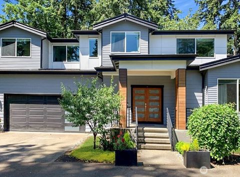 Photo of 707 Newport Court NE, Renton, WA 98056 (MLS # 2547262)