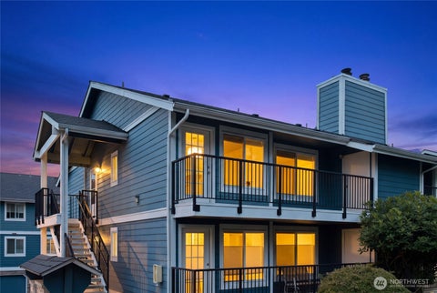 Photo of 12516 SE 32nd Street #27, Bellevue, WA 98005 (MLS # 2582871)
