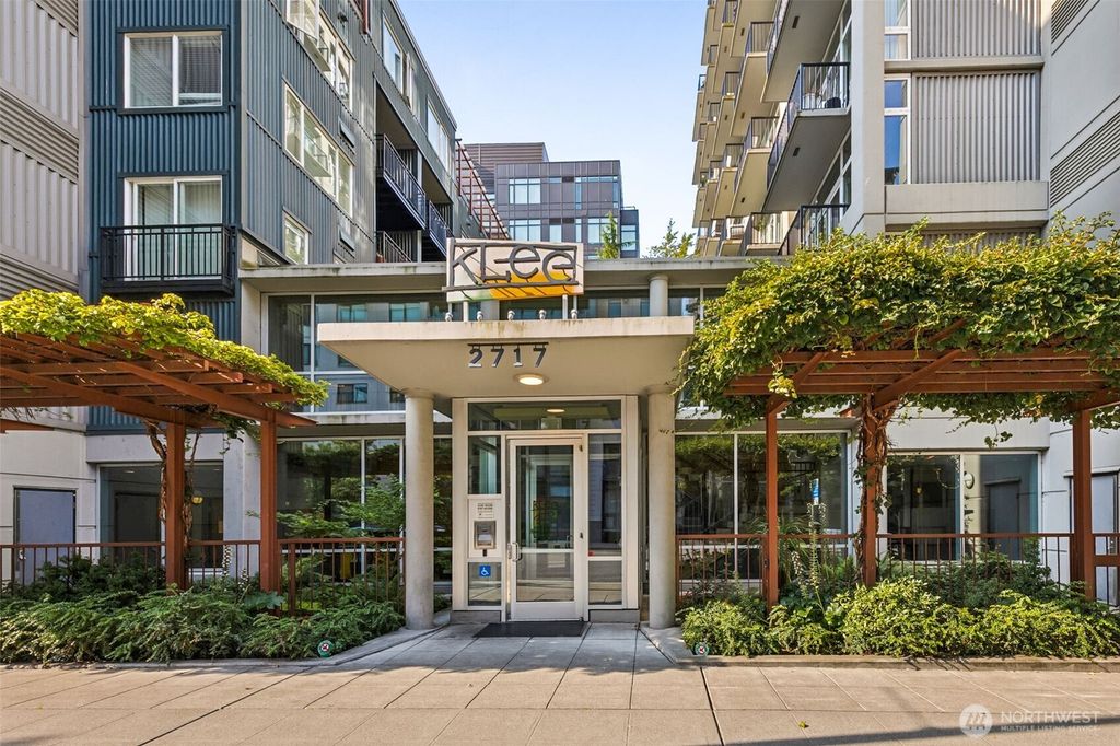 Photo of 2717 Western Avenue #7016, Seattle, WA 98121 (MLS # 2430462)
